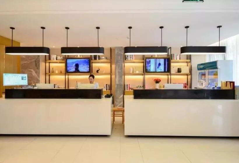 Hotelli City Comfort Inn Suizhou Yanhe Avenue