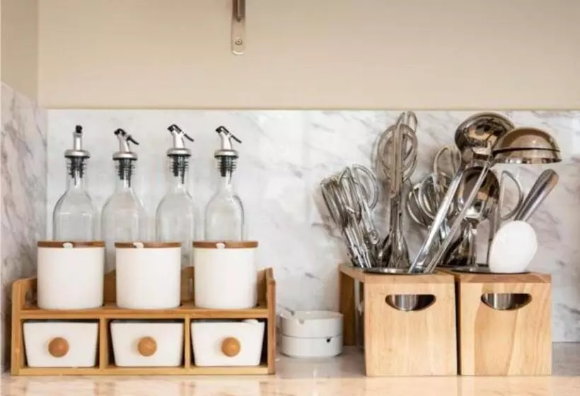 Hotelli City Comfort Inn Yangjiang Hailingdao Dajiaowan