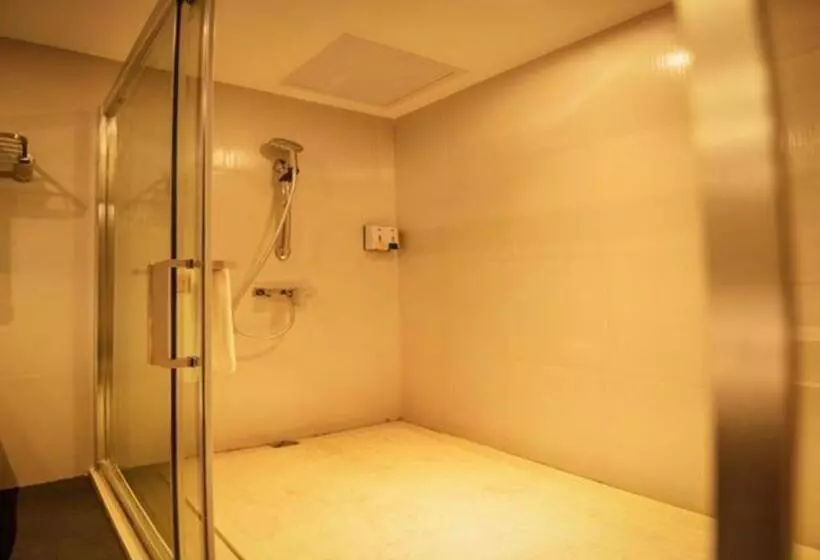 Hotelli Jtour Inn Foshan Xingui Commercial Plaza