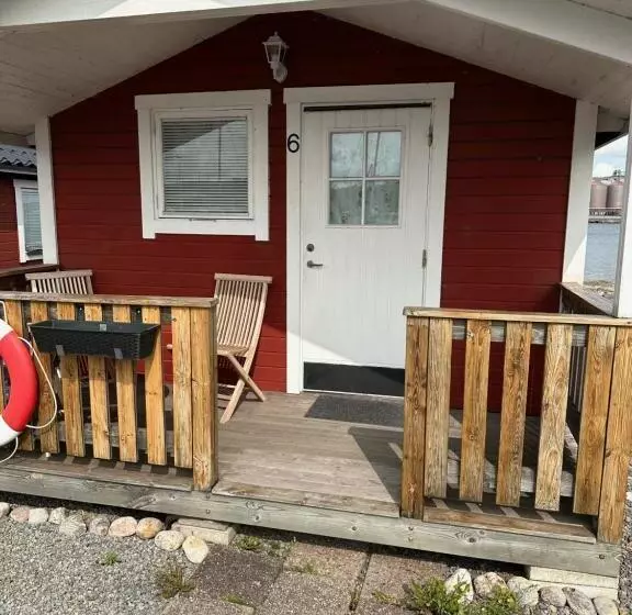 Hotelli Femöre Marina Ab