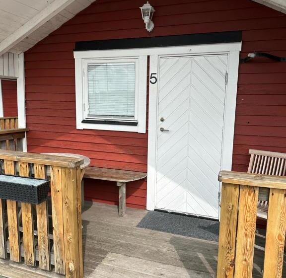 هتل Femöre Marina Ab