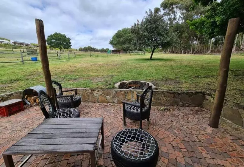 ホテル Kleinwatervalplaas Farm Stay Accomodation