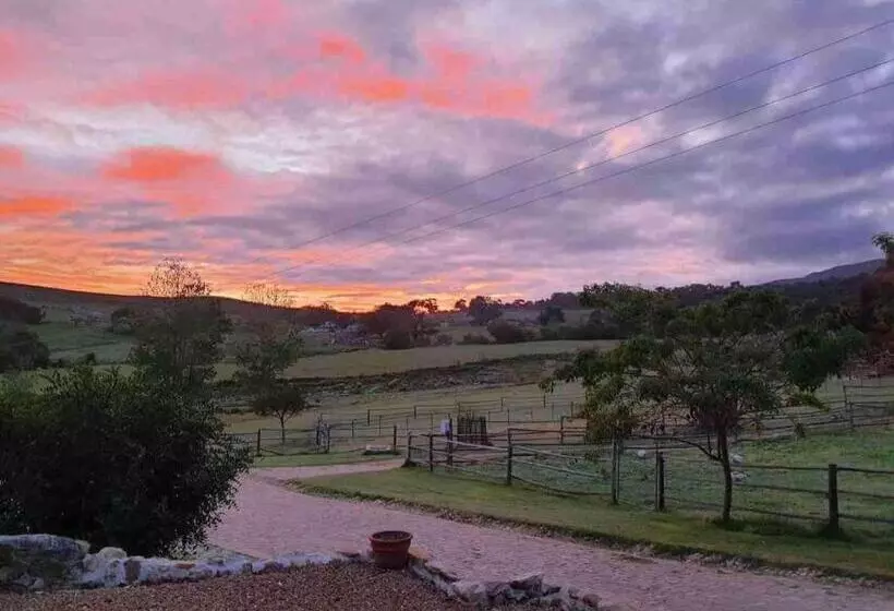 ホテル Kleinwatervalplaas Farm Stay Accomodation