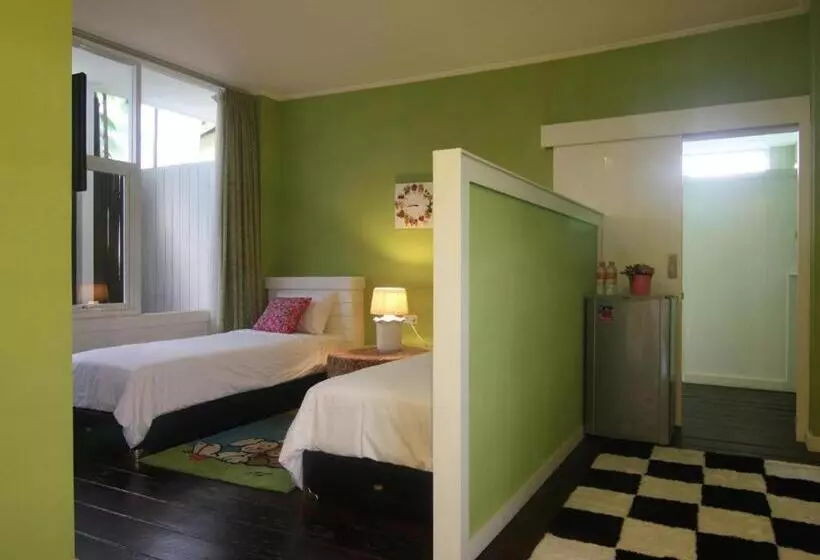 Hotel The Peak Home