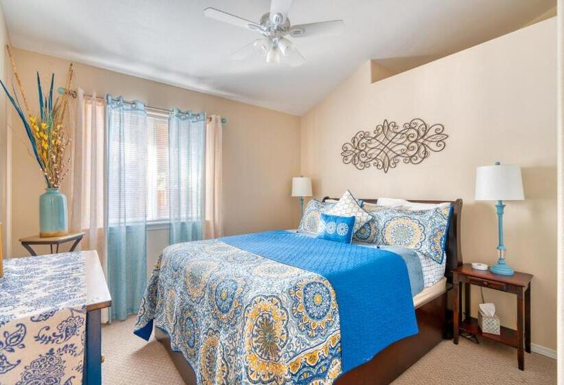 پانسیون Kathy S Westside Perch