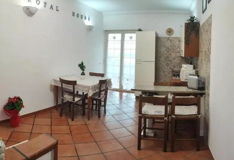 پانسیون Royal House Fiumicino