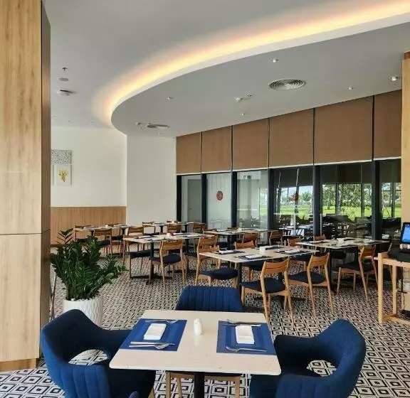 Seaview Cam Ranh Nha Trang Near Airporrt