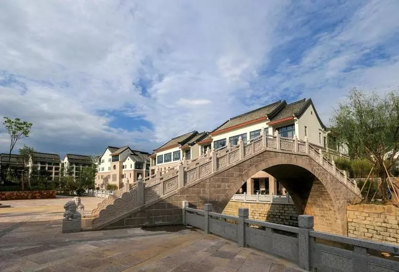 Anji Spring Alpha Resort