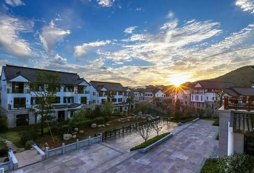 Anji Spring Alpha Resort