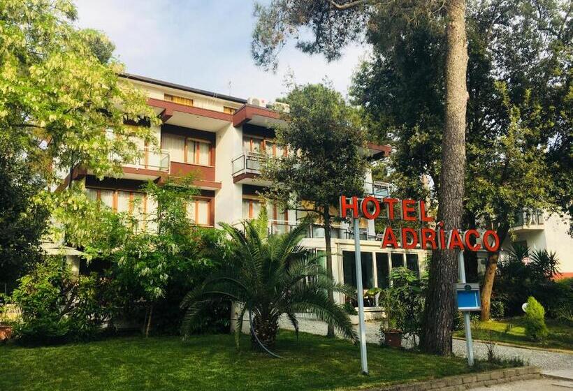 Hotell Adriaco