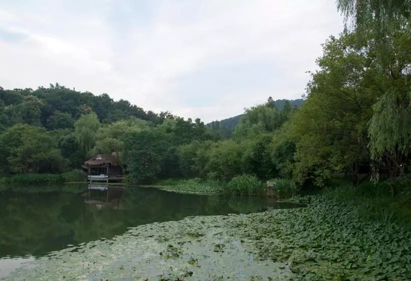 Hotelli Hangzhou West Lake Teavilla.bamboo