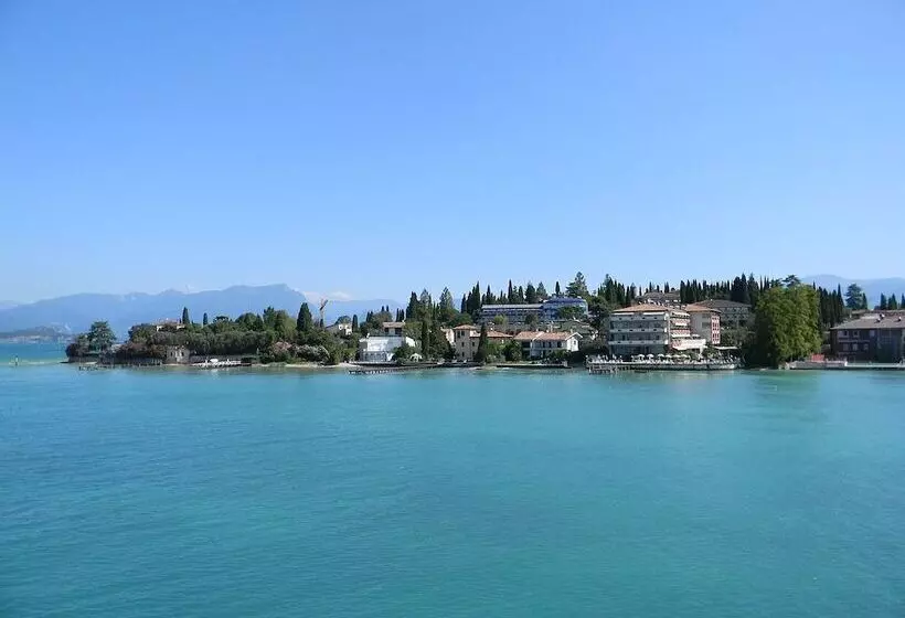Hotelli Pace
