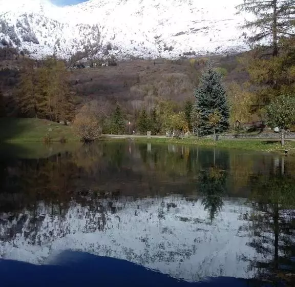 ホテル Residence Lago Laux