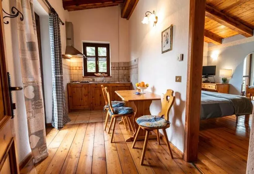 ホテル Residence Lago Laux