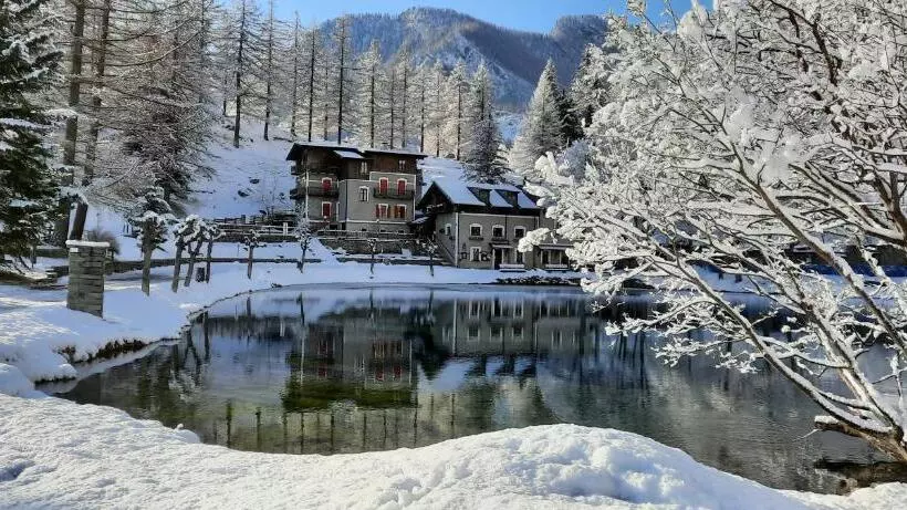 ホテル Residence Lago Laux