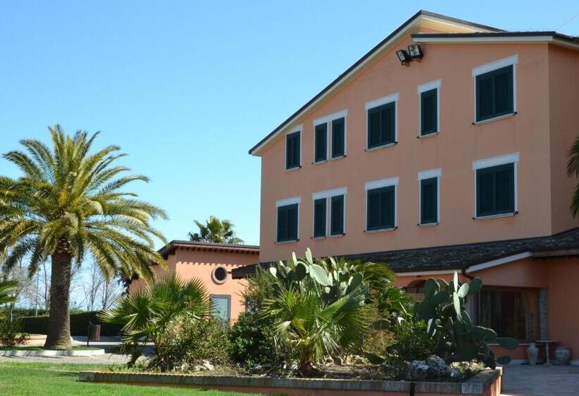 Отель Villa Luigi