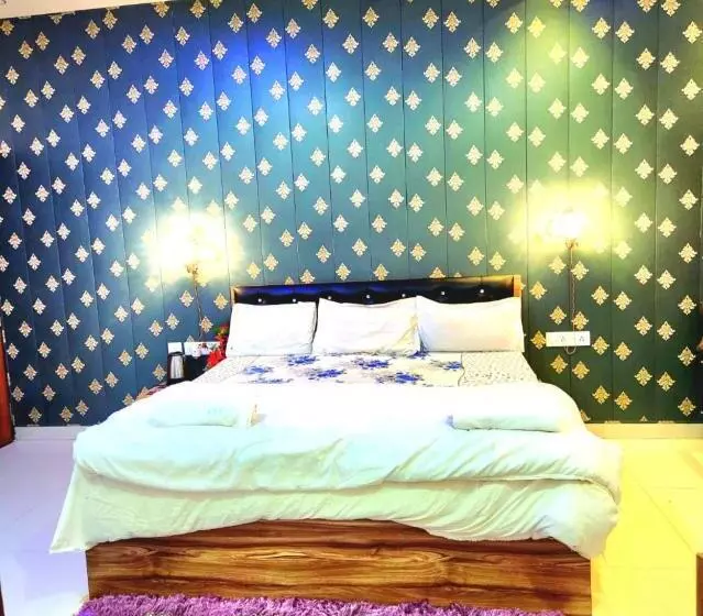 ホテル Goroomgo Maujis Villa Guest House Prayagraj Near Sangam Railway Station Luxury Room Quality Exce
