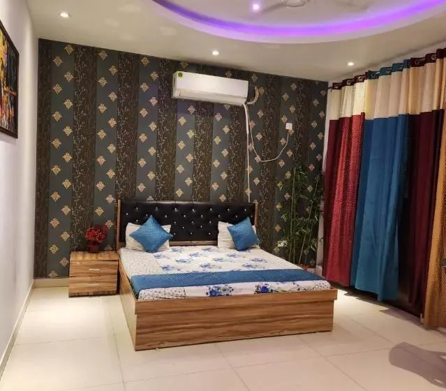 ホテル Goroomgo Maujis Villa Guest House Prayagraj Near Sangam Railway Station Luxury Room Quality Exce