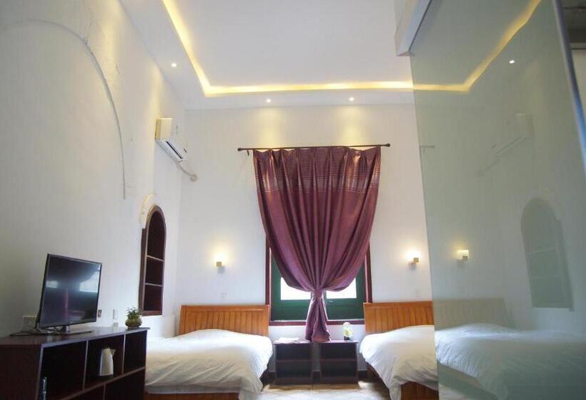 Otel Jinan Mountain And Sea Culture