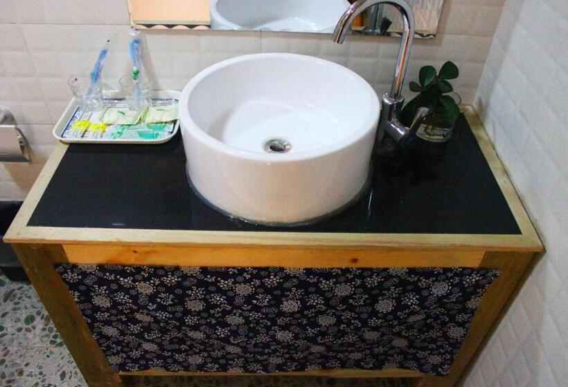 Otel Jinan Mountain And Sea Culture