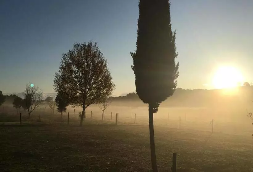 Mas De La Rivoire B&b