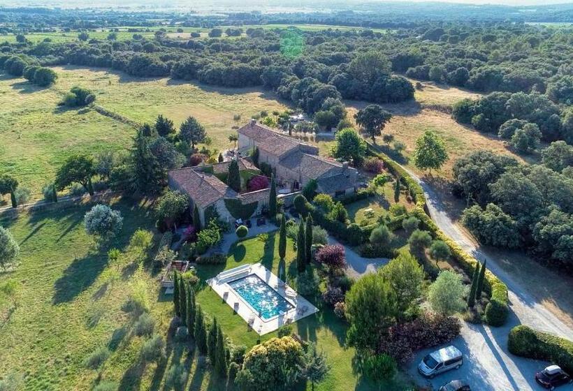 Mas De La Rivoire B&b