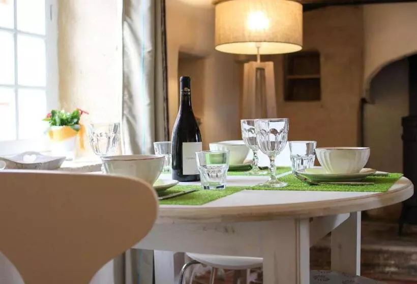 Mas De La Rivoire B&b