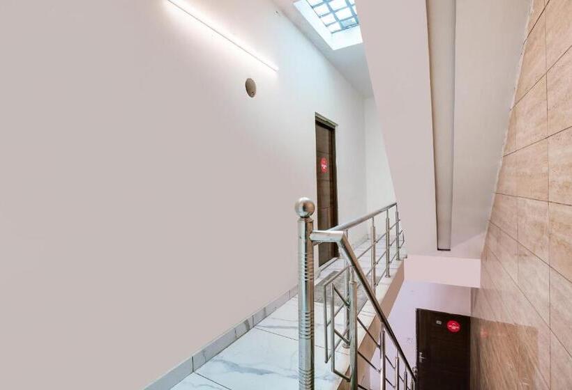 Oyo Hotel Ska Hometel