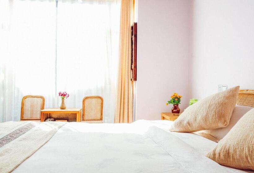 호스텔 Cabin 7 Inn