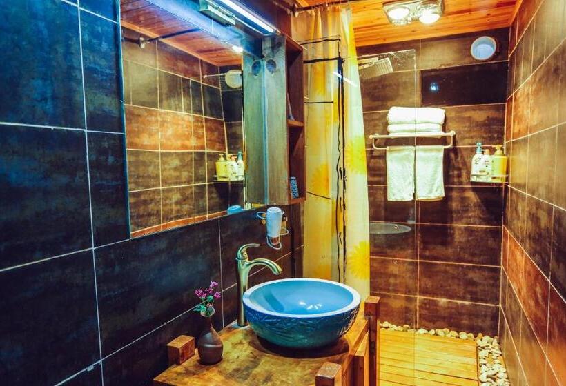 호스텔 Cabin 7 Inn