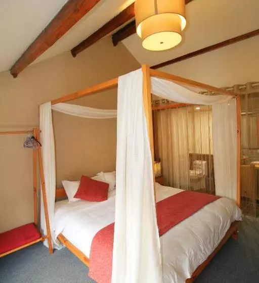 ユースホステル Cabin 7 Inn