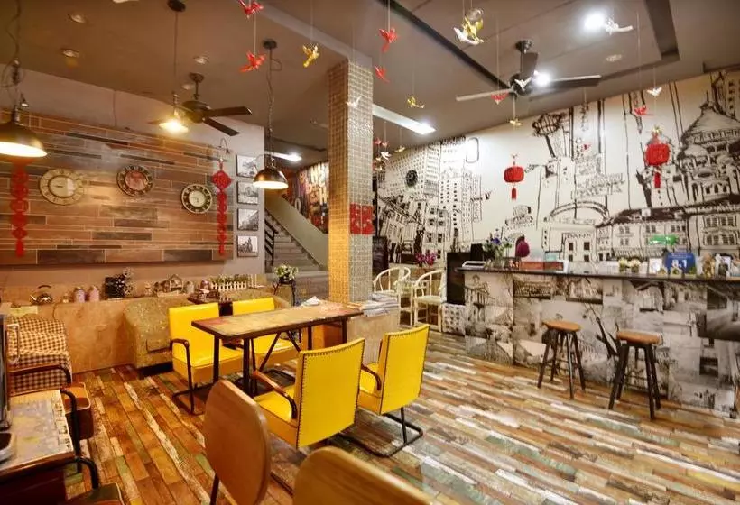 ユースホステル Qingdao Lejiaxuan Nostalgia Theme Inn