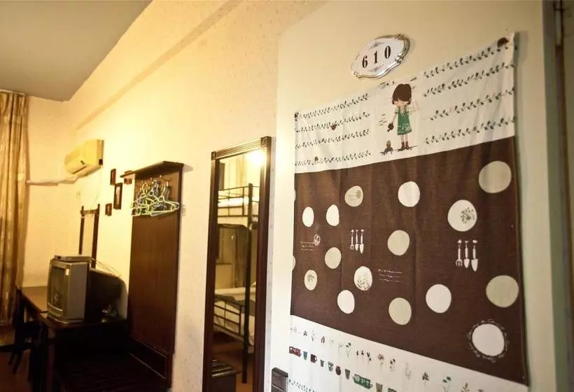 ユースホステル Qingdao Lejiaxuan Nostalgia Theme Inn