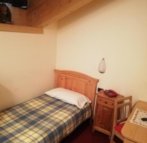 בית מלון כפרי Cardo