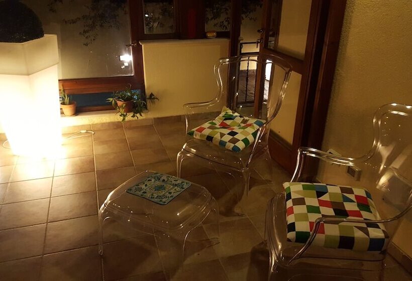 酒店 Iride By Marino Tourist