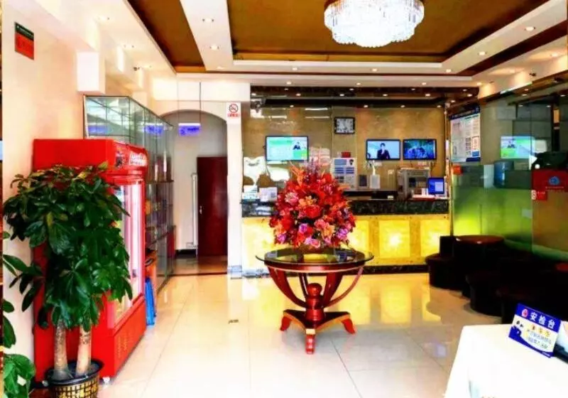 Hotelli Greentree Inn Beijing Chaoyang Beiyuan Beijing Meeting Center Express