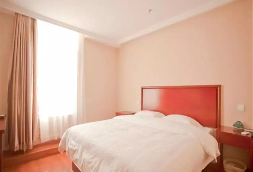 ホテル Greentree Inn Liaoning Dalian Railway Station South Shengli Square Express