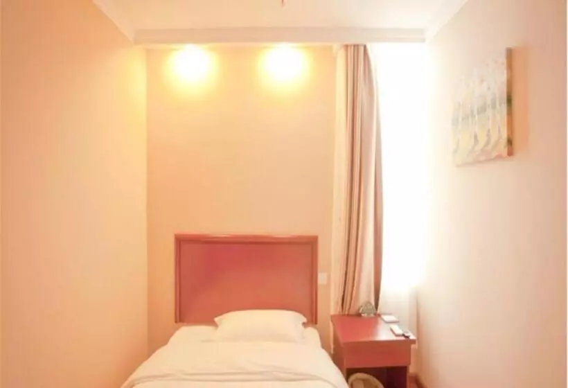 ホテル Greentree Inn Liaoning Dalian Railway Station South Shengli Square Express