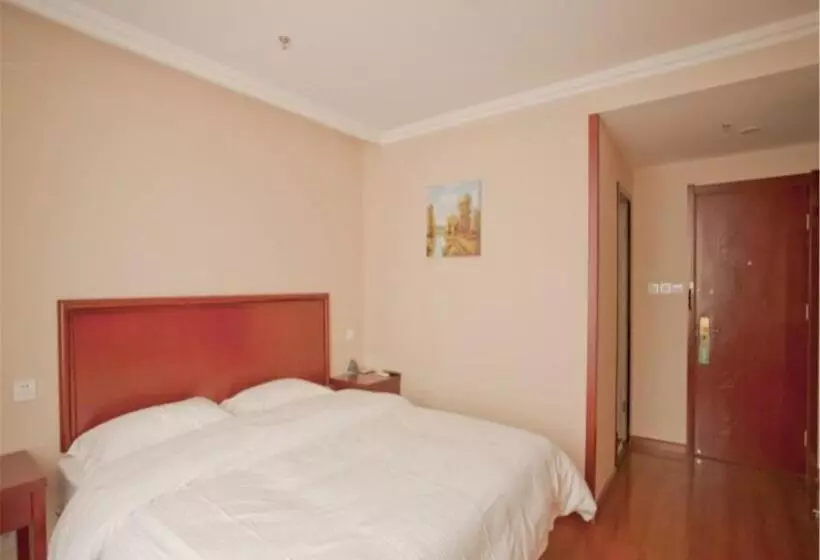 ホテル Greentree Inn Liaoning Dalian Railway Station South Shengli Square Express