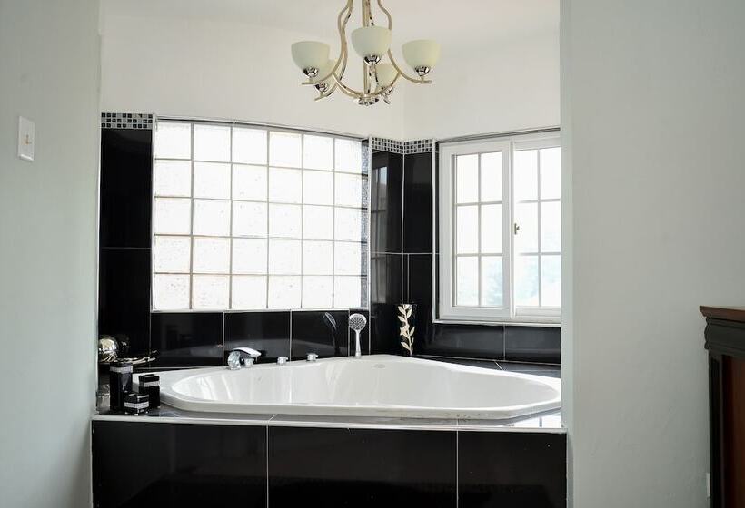 Hotel Khastle Khodero