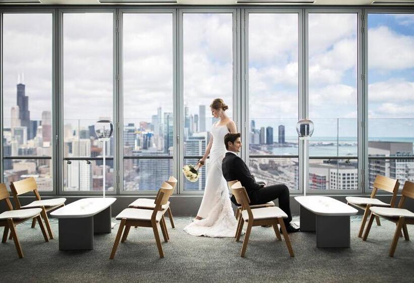 ホテル Marriott Marquis Chicago