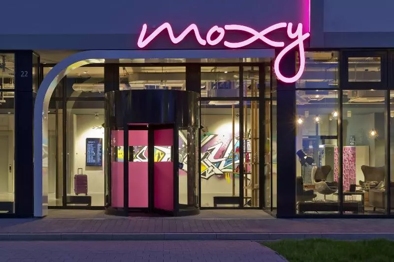 Hotelli Moxy Stuttgart Airport/messe