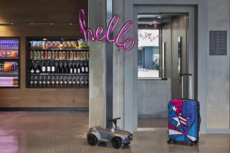 Hotelli Moxy Stuttgart Airport/messe