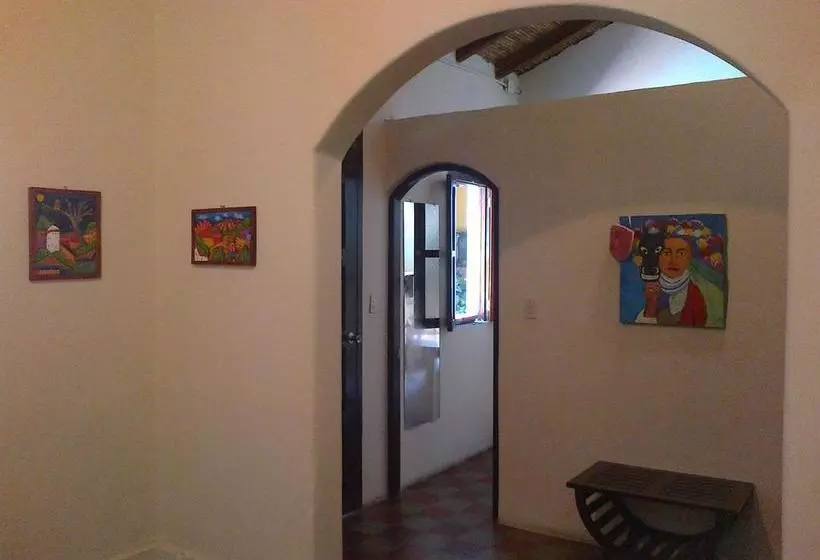 تختخواب و صبحانه Casa Silas Granada Nicaragua