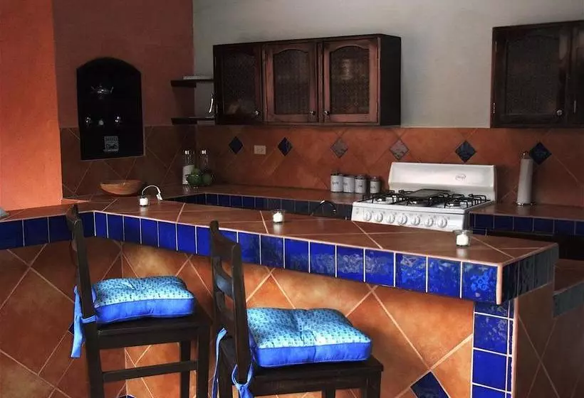 تختخواب و صبحانه Casa Silas Granada Nicaragua