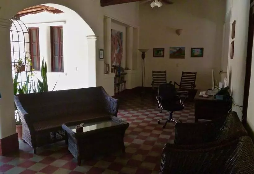 تختخواب و صبحانه Casa Silas Granada Nicaragua