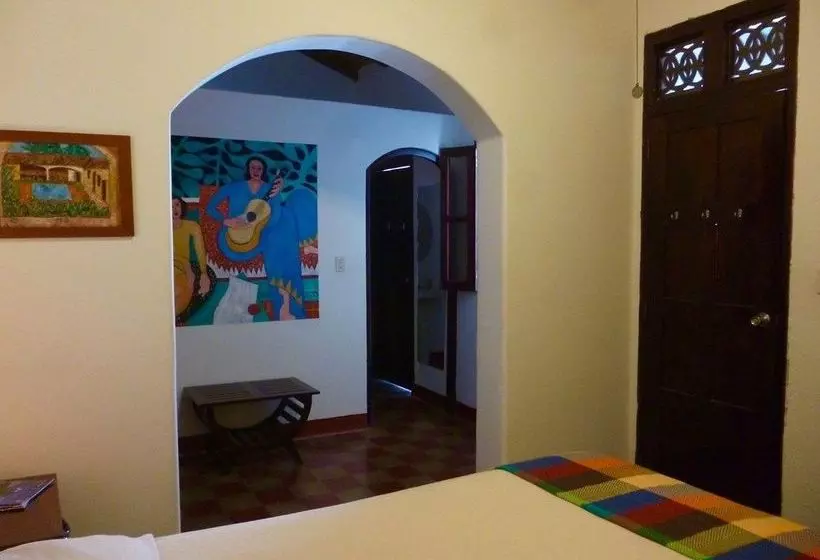 تختخواب و صبحانه Casa Silas Granada Nicaragua