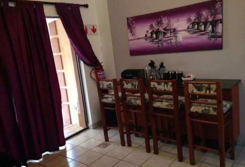 تختخواب و صبحانه Me Casa Guest House