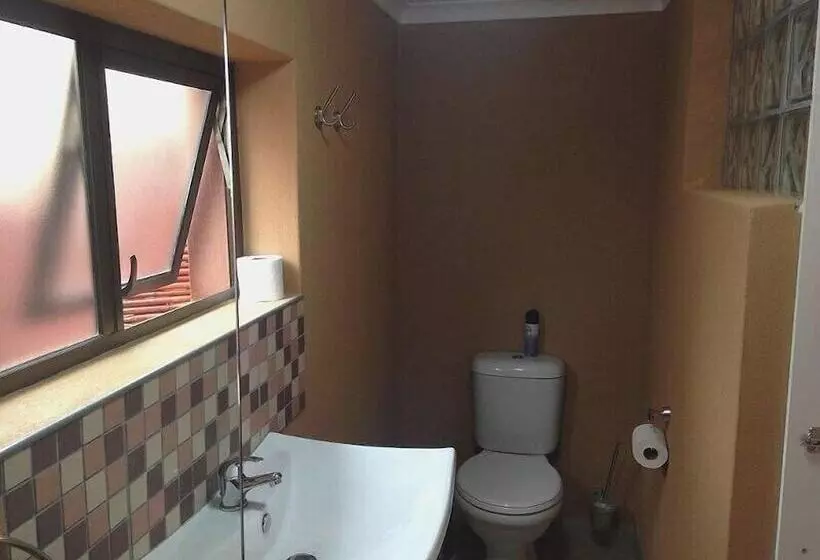 تختخواب و صبحانه Me Casa Guest House