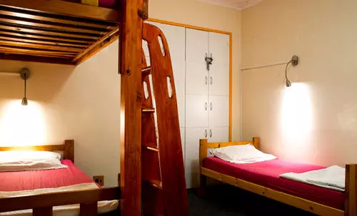 Hostel 21